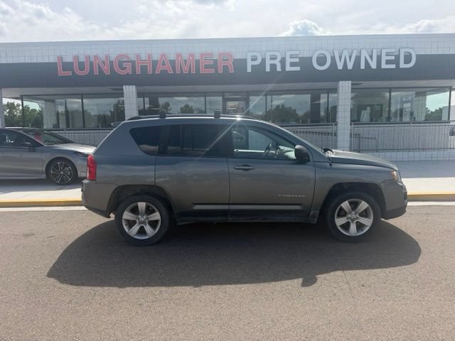 Used 2013 Jeep Compass Latitude FWD image 5