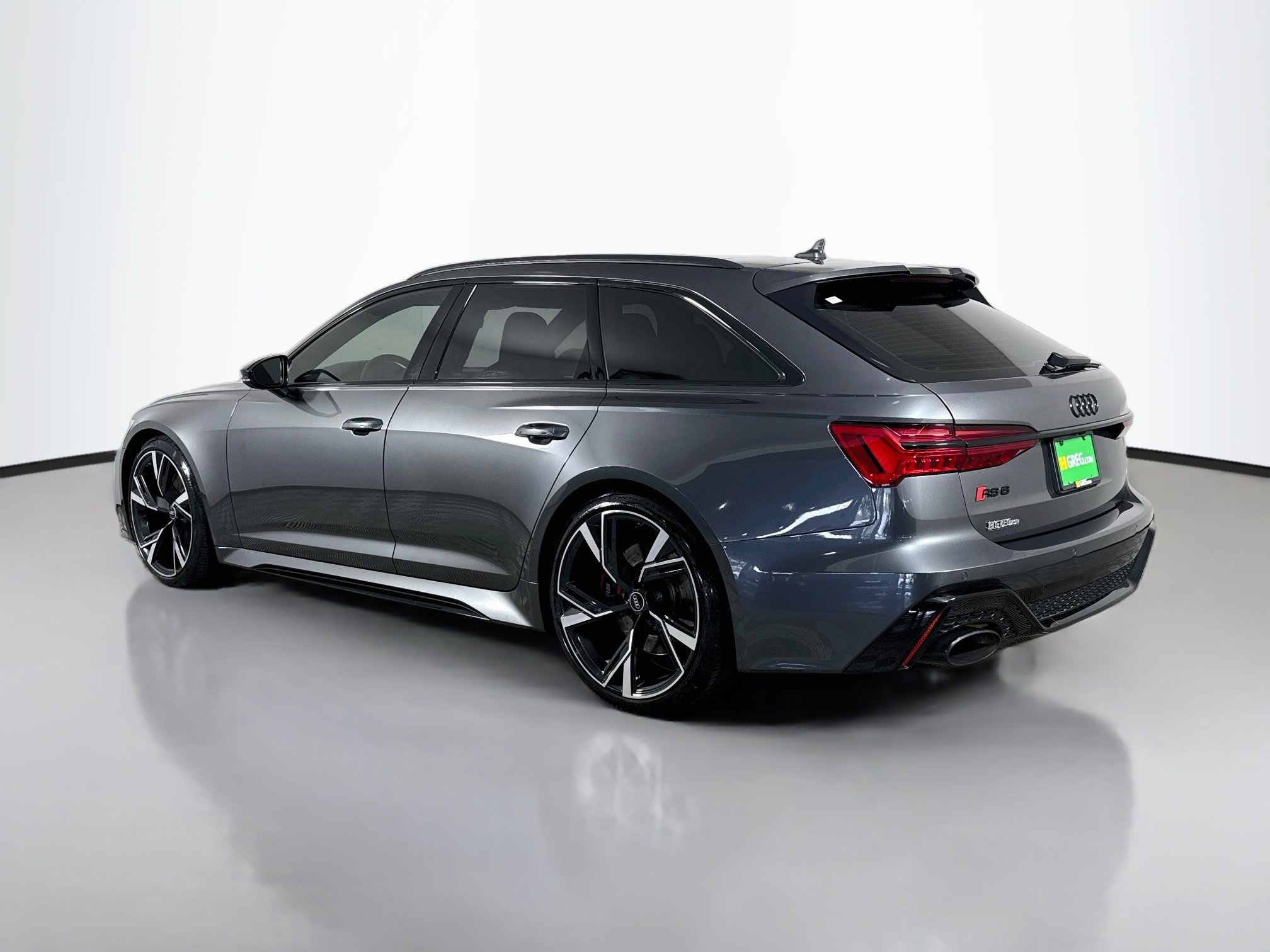 Used 2022 Audi RS 6 w/ Executive Package AWD/4WD image 7