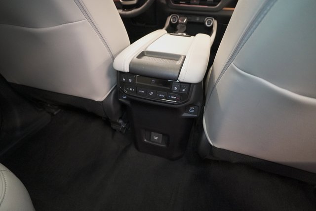 Used 2024 Toyota Grand Highlander Platinum image 42
