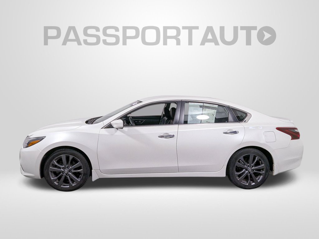 Used 2018 Nissan Altima 2.5 SR w/ SR Special Edition FWD image 2
