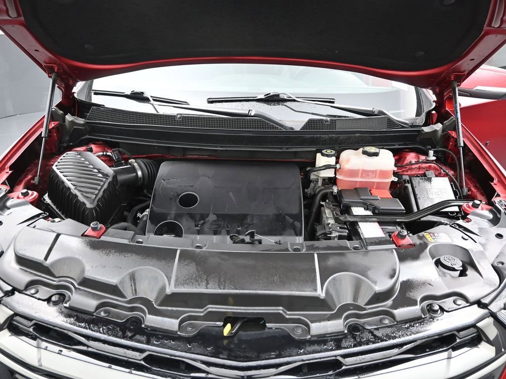 Used 2022 Chevrolet Traverse RS FWD image 12