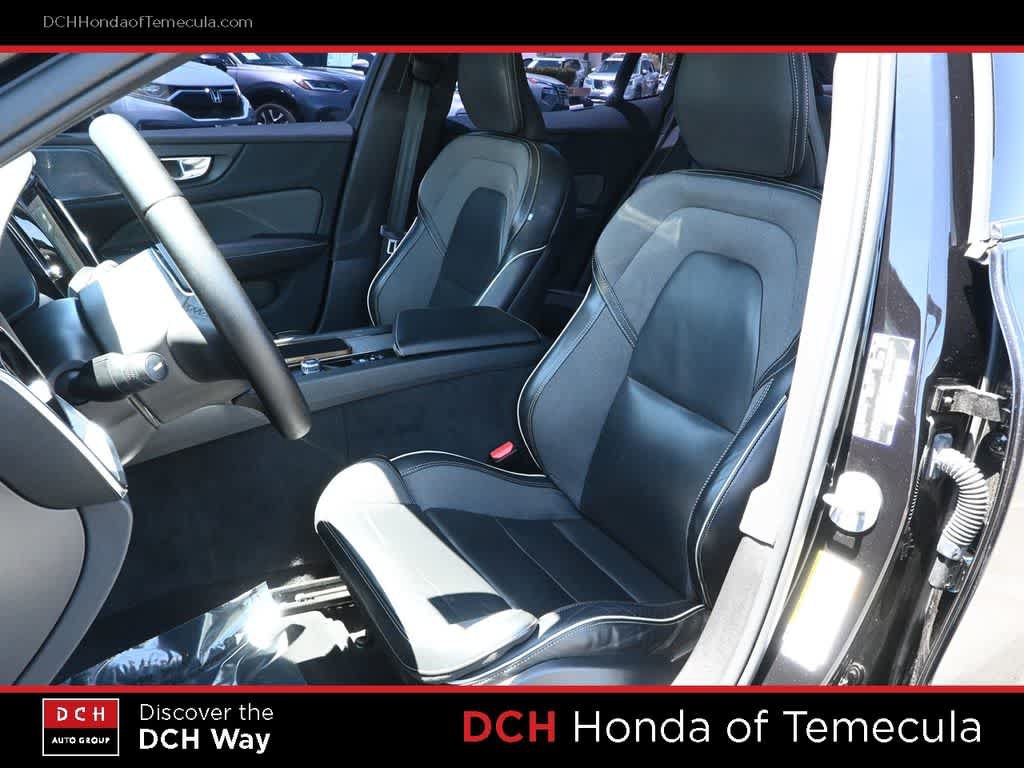 Used 2024 Volvo S60 B5 Plus w/ Climate Package AWD/4WD image 17