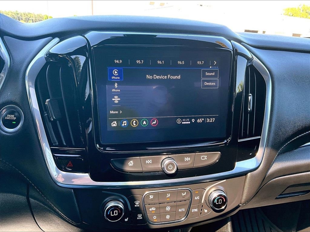 Used 2023 Chevrolet Traverse LT w/ LT Premium Package AWD/4WD image 27