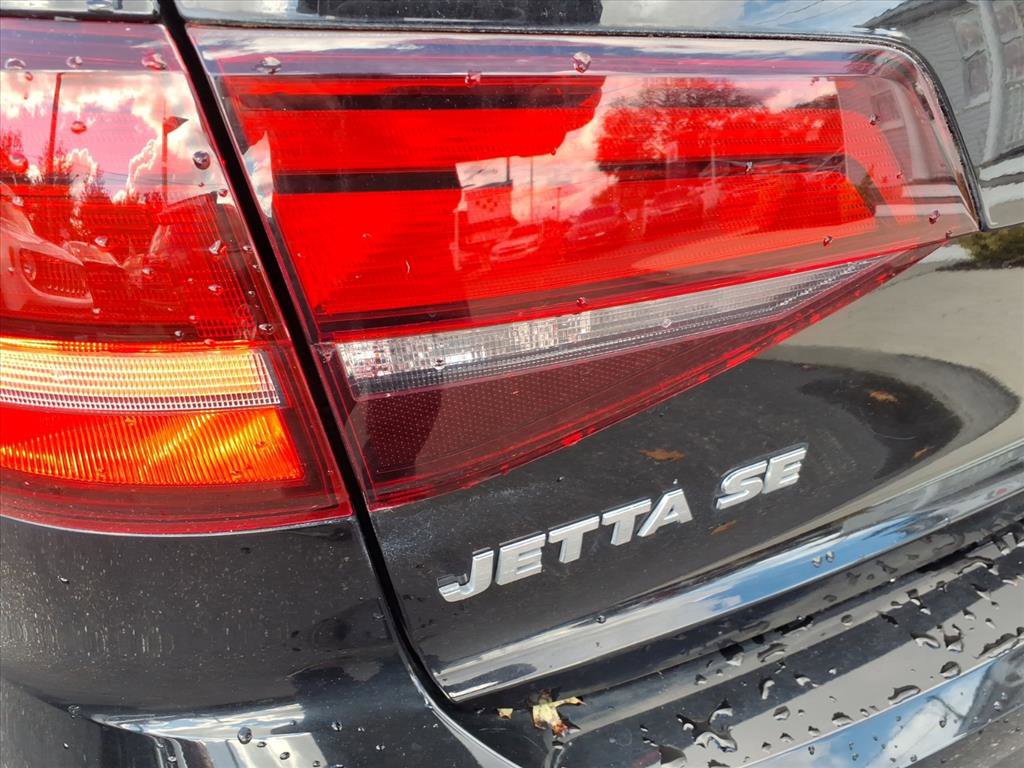 Used 2018 Volkswagen Jetta SE image 10