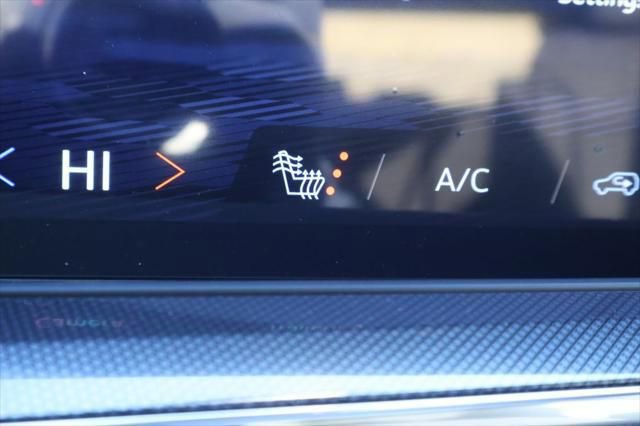 New 2026 Chevrolet Suburban RST image 30