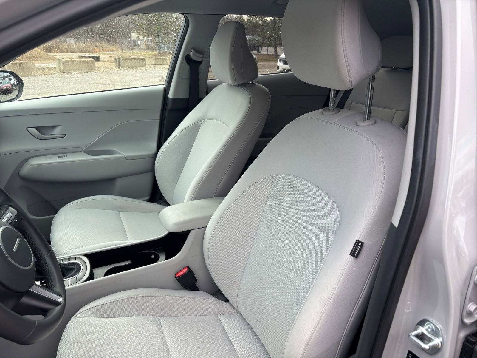 Used 2025 Hyundai Kona SEL image 38