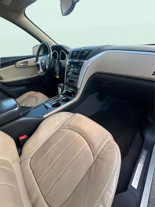 Used 2012 Chevrolet Traverse LTZ AWD/4WD image 5