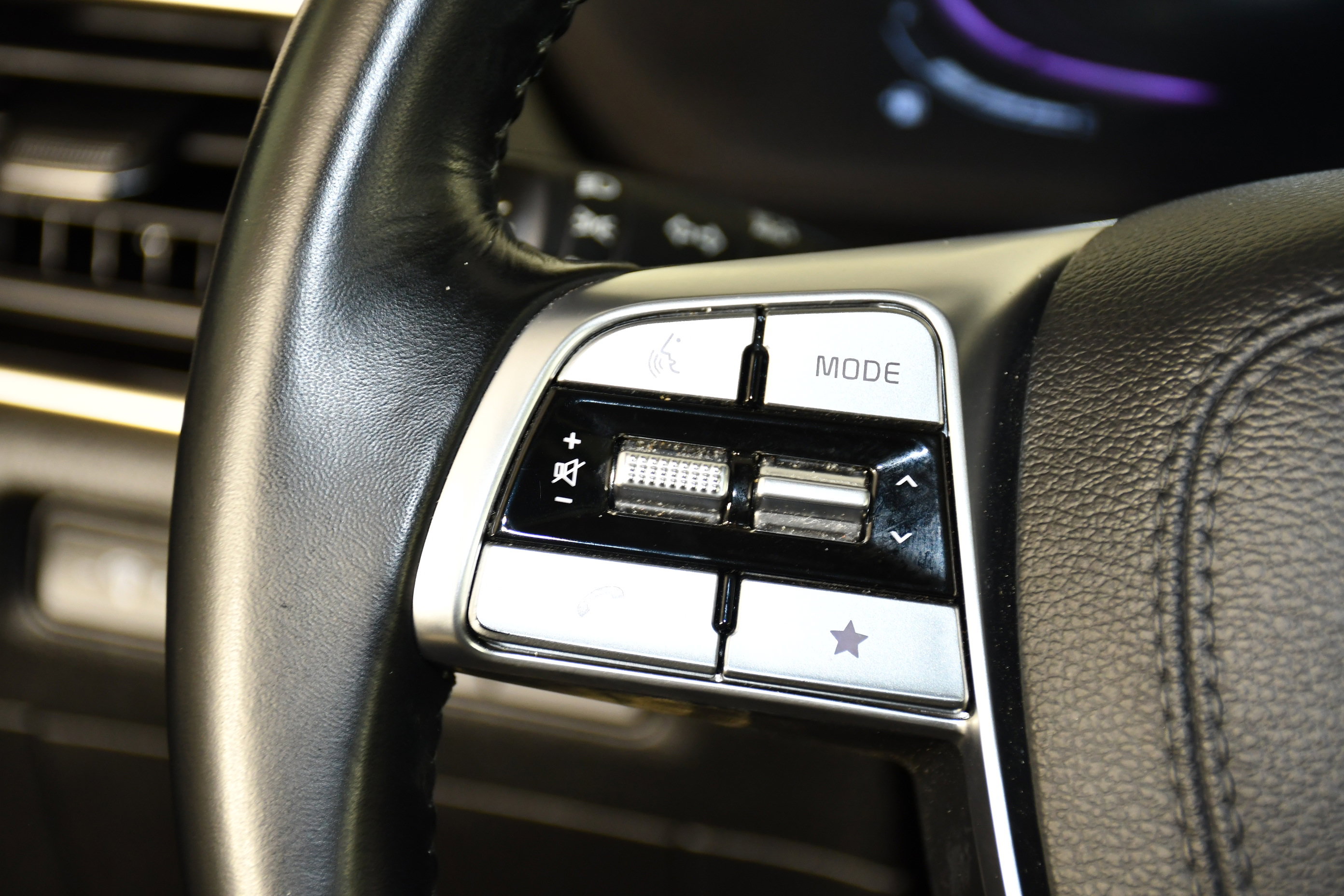 Used 2025 Kia Telluride S image 20