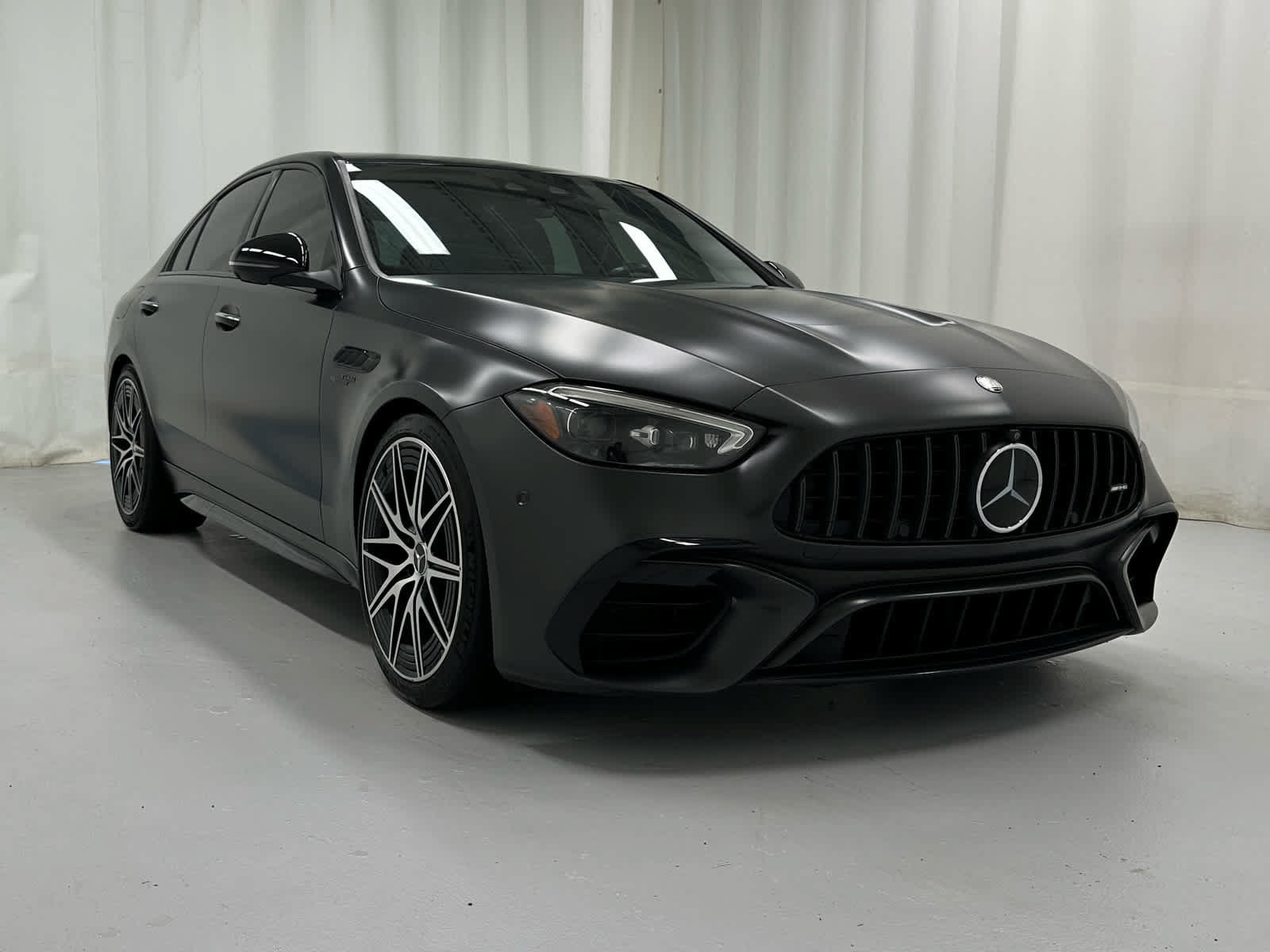 Used 2024 Mercedes-Benz C 63 AMG S image 2