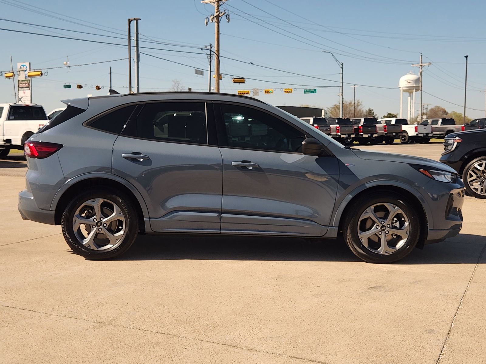 Used 2023 Ford Escape ST-Line w/ Tech Pack #1 image 7