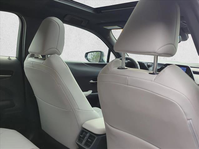 Used 2025 Lexus UX 300h FWD image 18