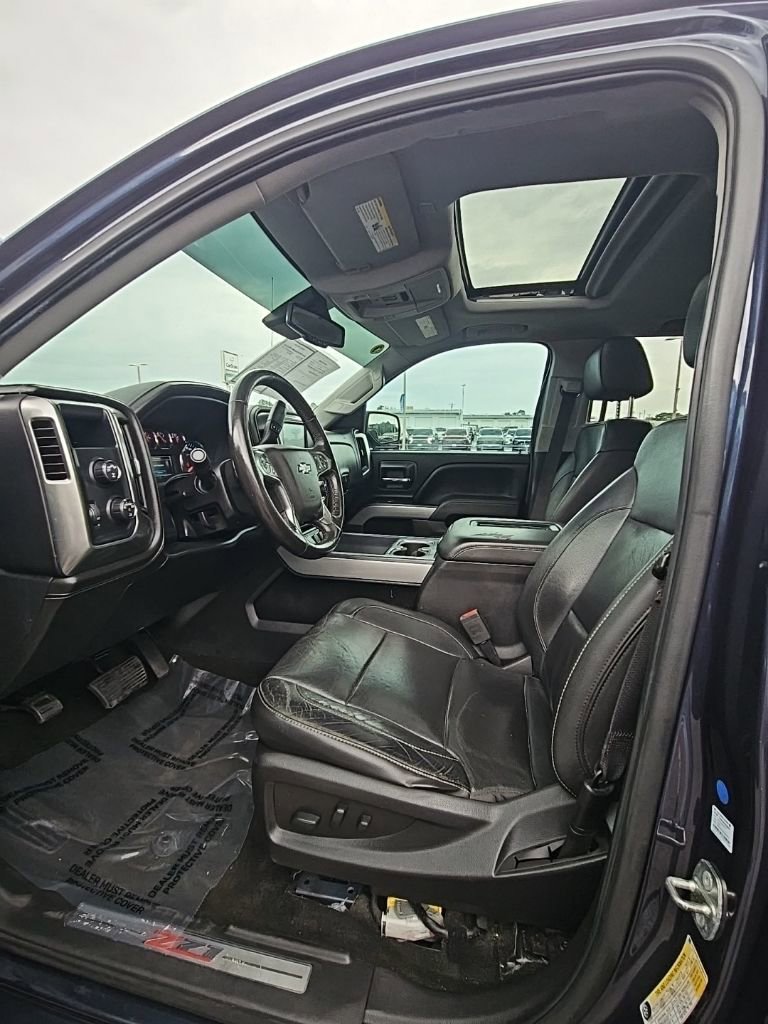 Used 2018 Chevrolet Silverado 1500 LTZ Z71 w/ Centennial Edition AWD/4WD image 11