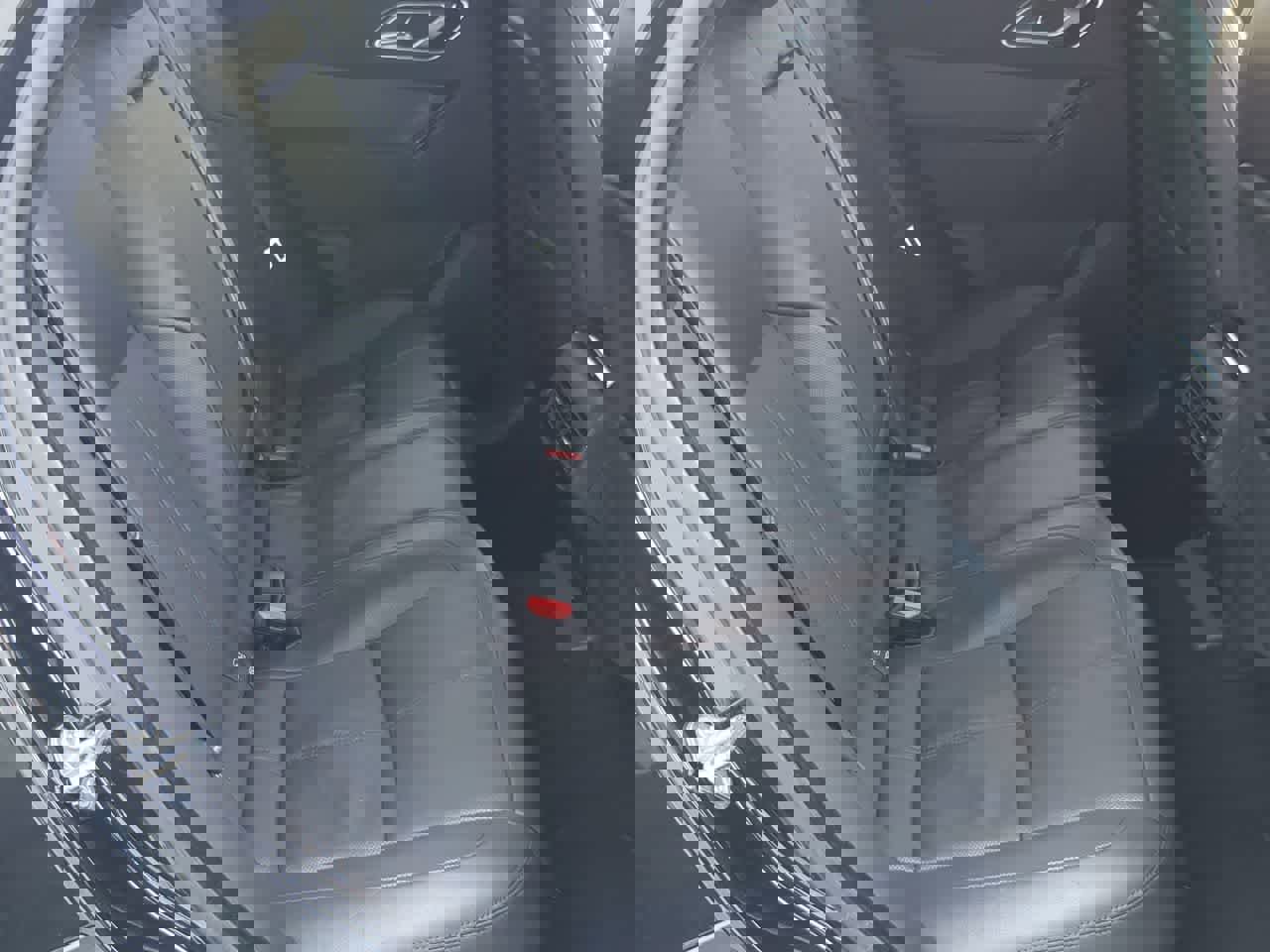 Certified 2025 Land Rover Range Rover Velar Dynamic SE image 19