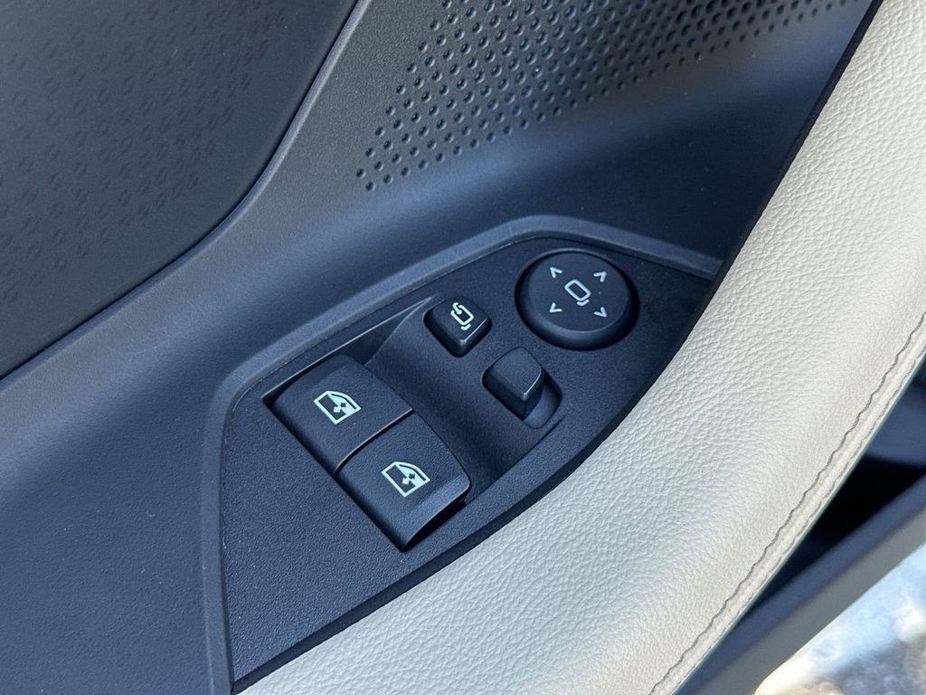 New 2026 BMW 230i Coupe w/ Convenience Package image 17