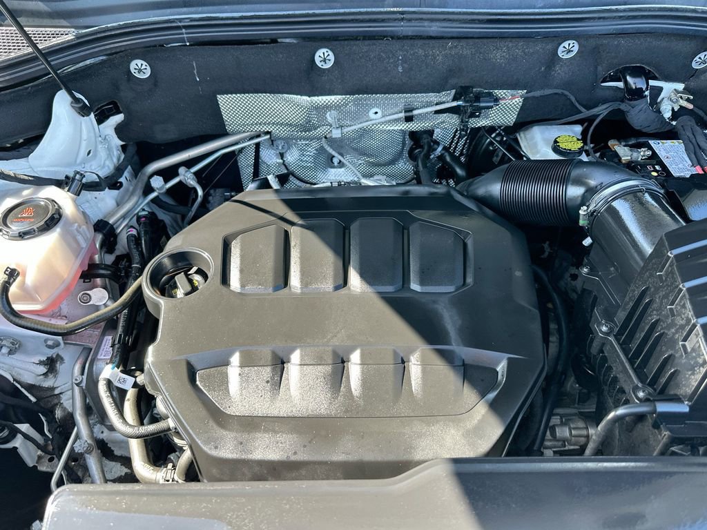 Used 2025 Volkswagen Atlas SE FWD image 30