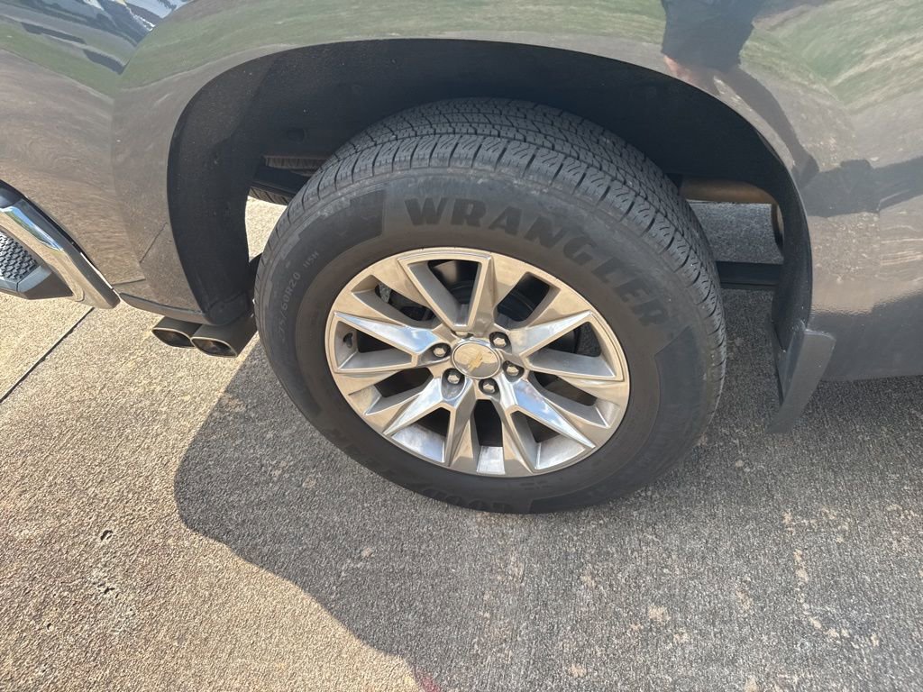 Used 2020 Chevrolet Silverado 1500 LTZ w/ LTZ Premium Package image 34