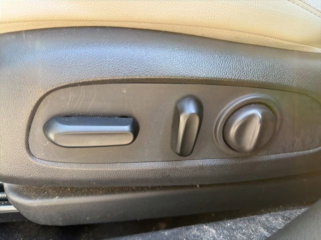 Used 2021 Buick Encore GX Select w/ Experience Buick Package FWD image 11