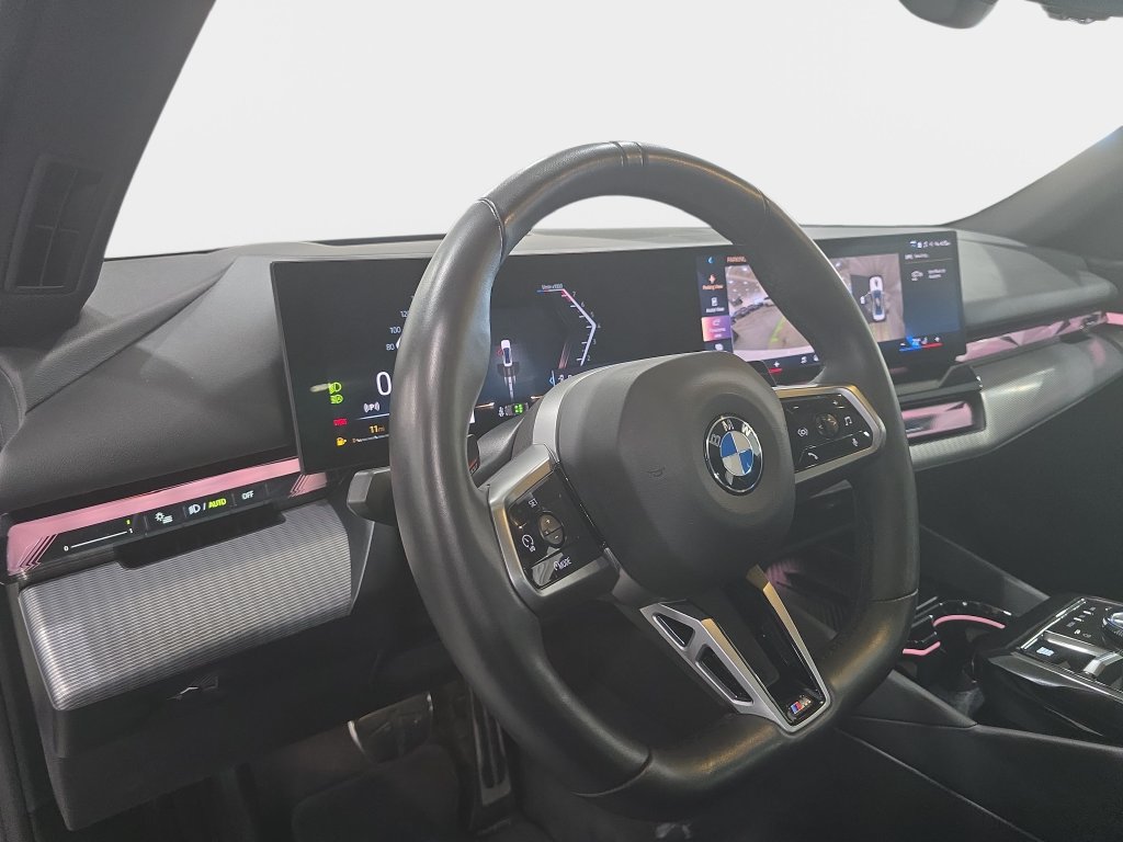 Certified 2026 BMW 540i xDrive AWD/4WD image 19