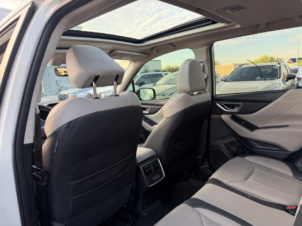 Used 2019 Subaru Forester Limited AWD/4WD image 6