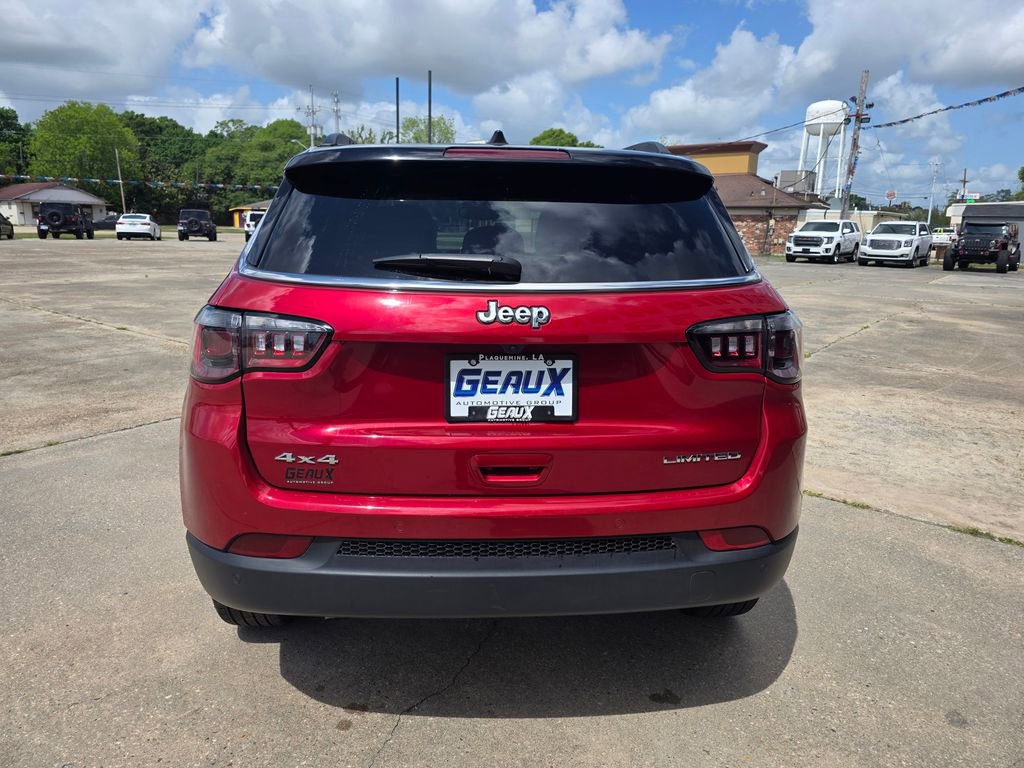 Used 2025 Jeep Compass Limited image 5