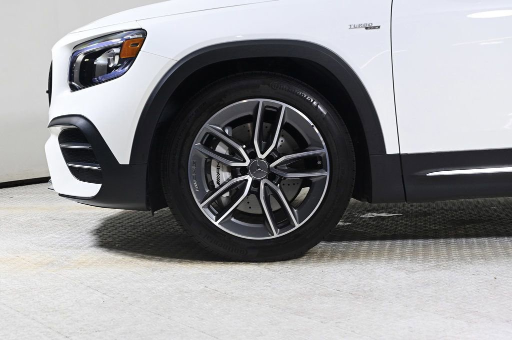 Used 2022 Mercedes-Benz GLB 35 AMG 4MATIC image 23