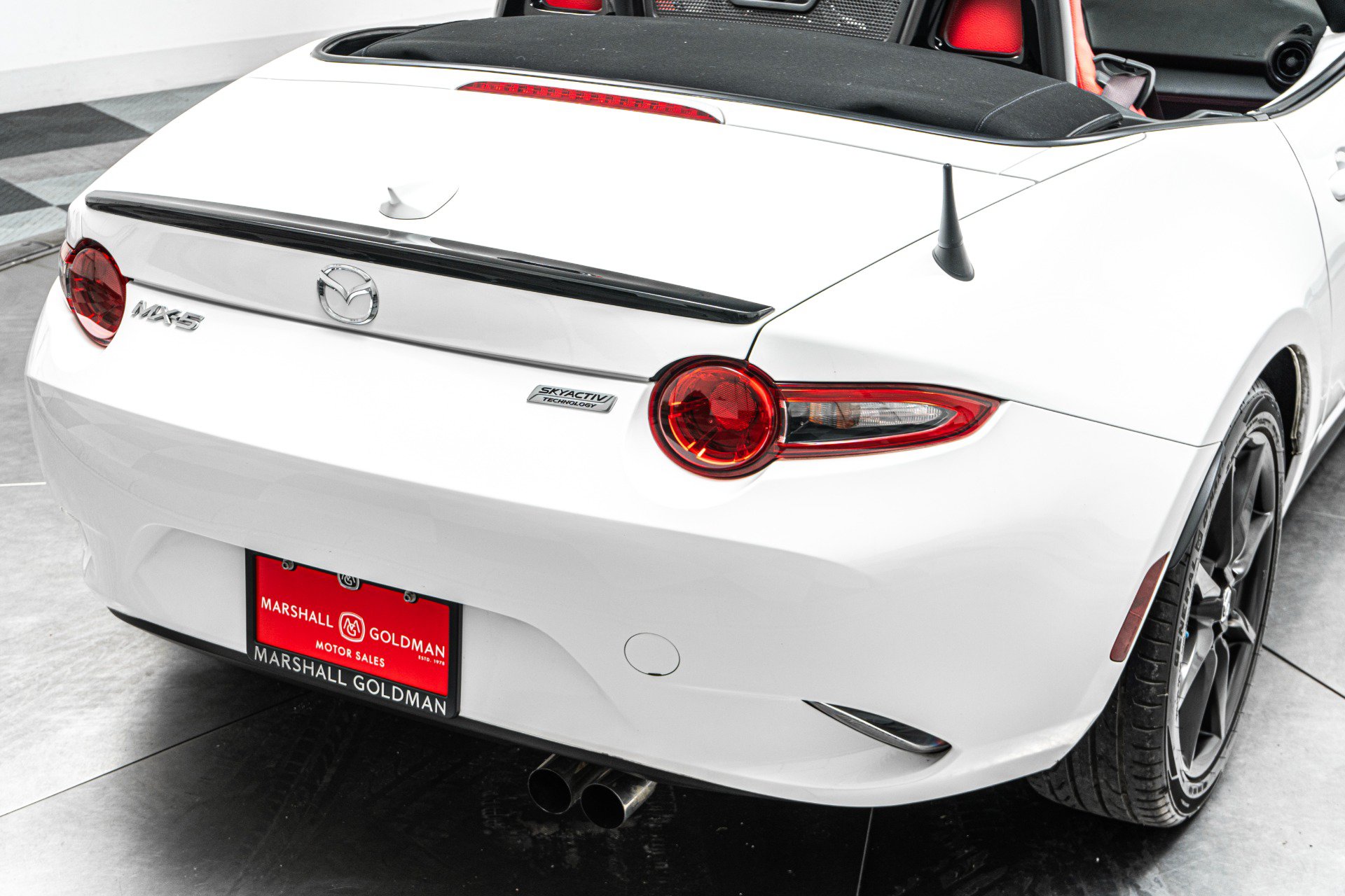 Used 2016 MAZDA MX-5 Miata Club RWD image 33
