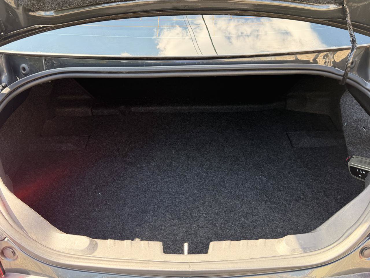 Used 2015 Chevrolet Camaro LT RWD image 19