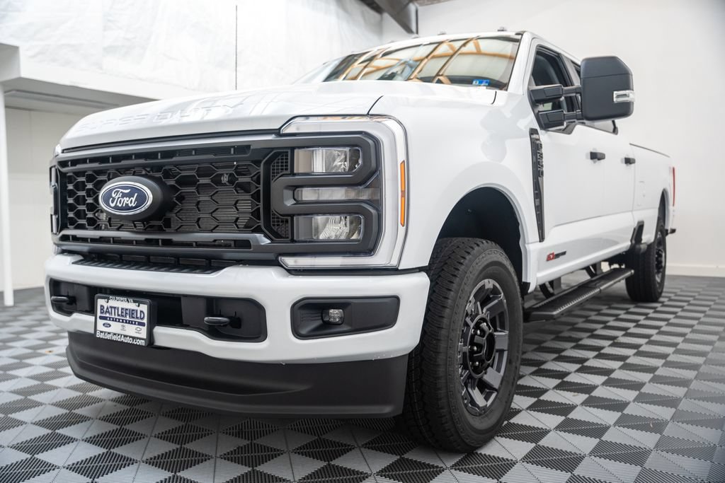 New 2026 Ford F350 XL w/ STX Appearance Package AWD/4WD image 3