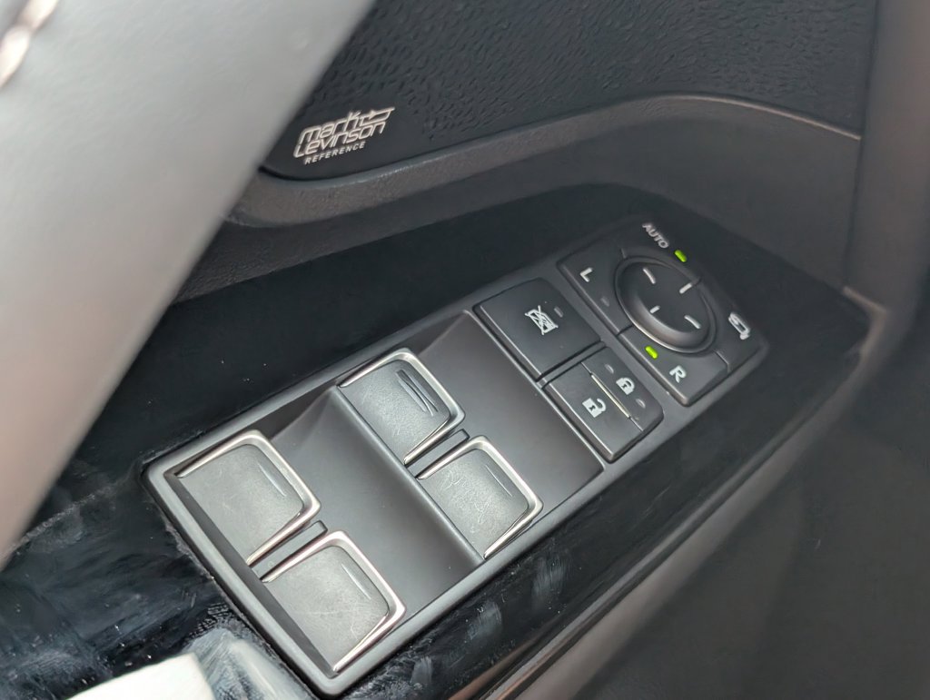 Used 2025 Lexus LX 700h Overtrail AWD/4WD image 16