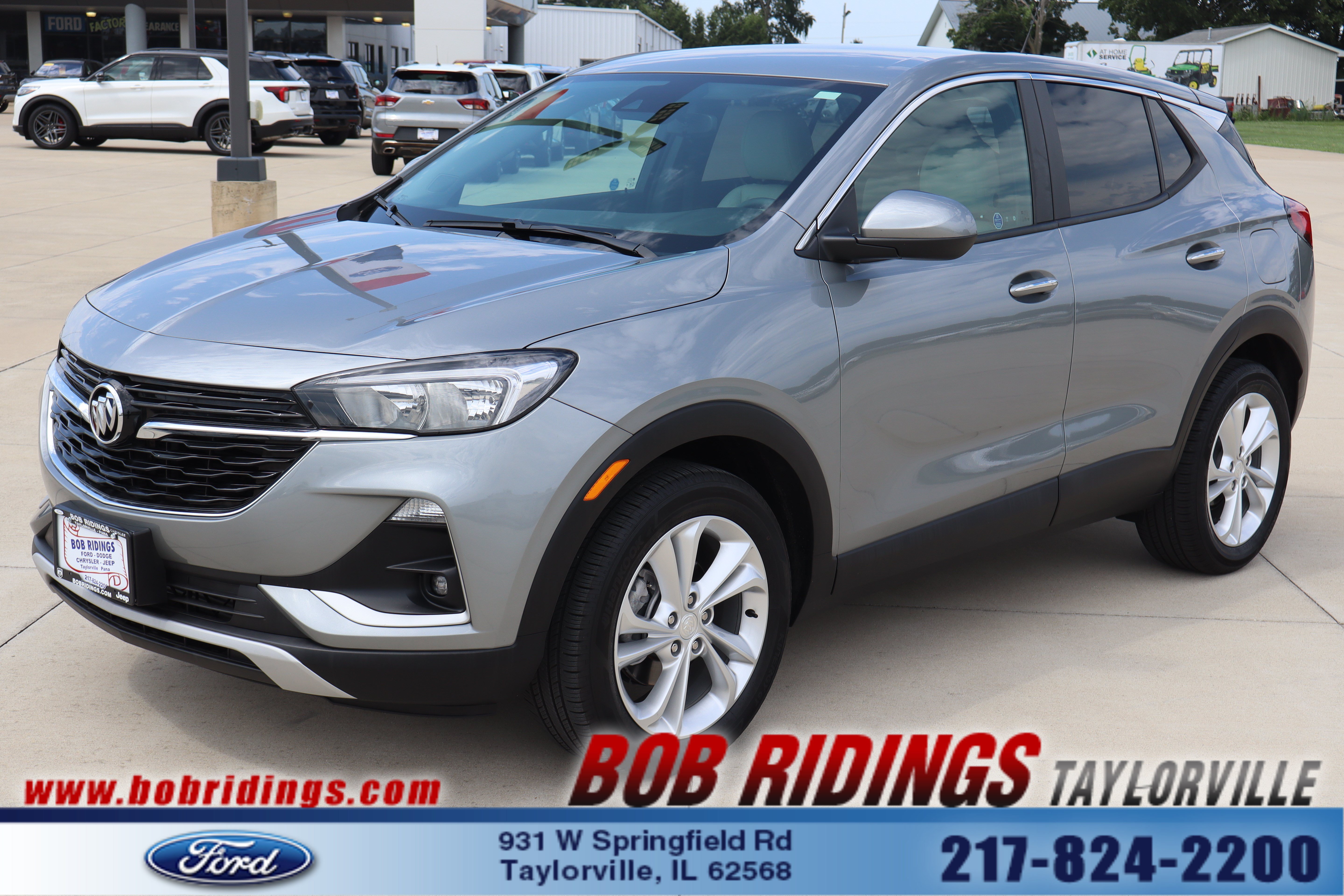Used 2023 Buick Encore GX Preferred w/ Cold Weather Comfort Package FWD image 1