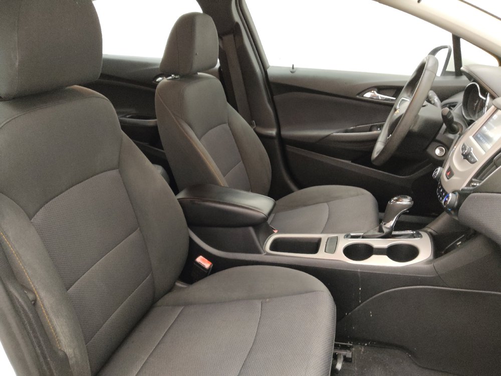 Used 2018 Chevrolet Cruze LS FWD image 21