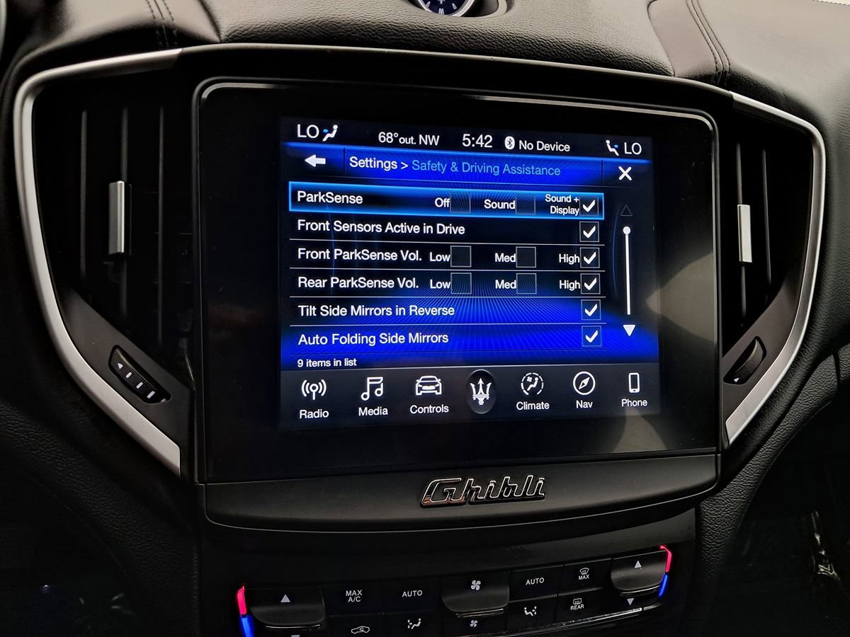 Used 2019 Maserati Ghibli S Q4 AWD/4WD image 13