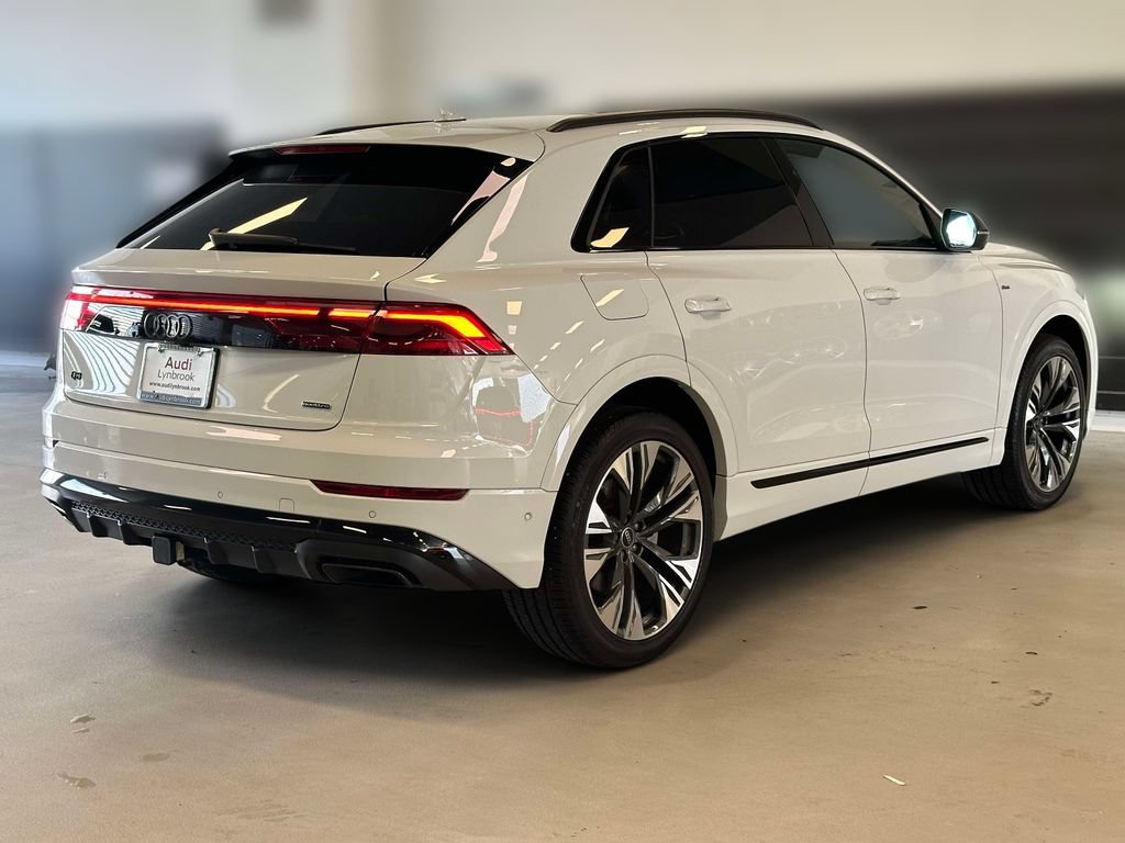 Used 2025 Audi Q8 Premium Plus w/ Premium Plus Package AWD/4WD image 4