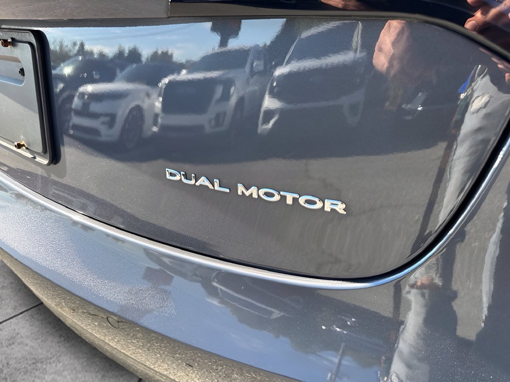Used 2022 Tesla Model 3 Long Range AWD/4WD image 9