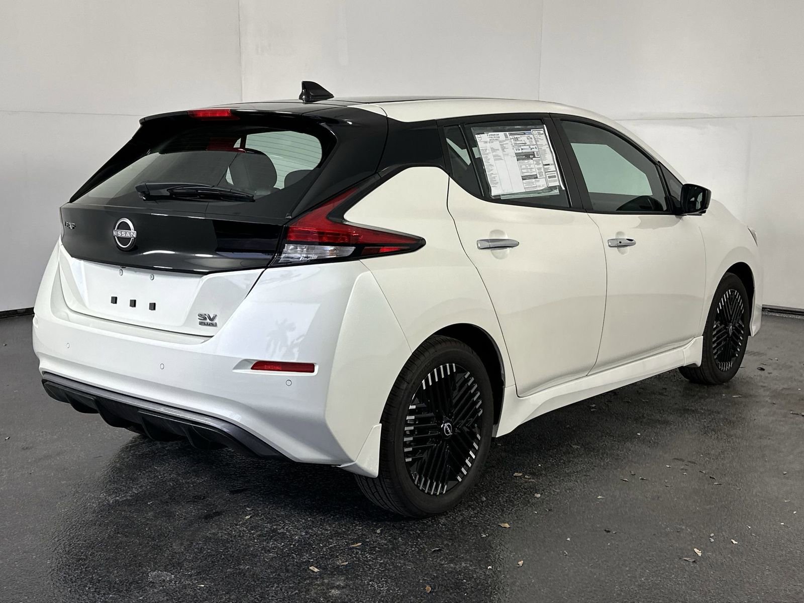 New 2025 Nissan Leaf SV Plus FWD image 8