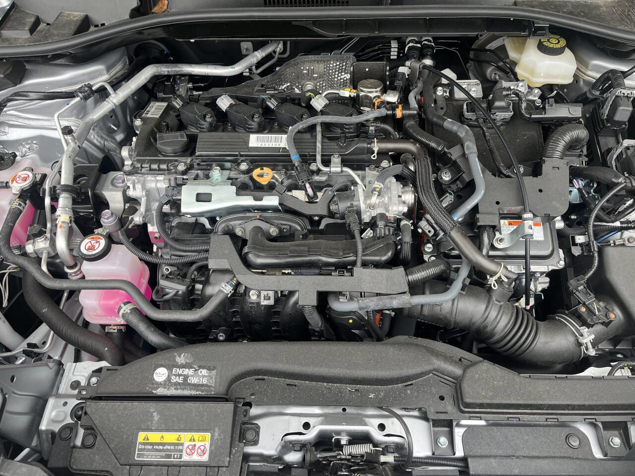 Used 2024 Toyota Corolla Cross AWD Hybrid image 10