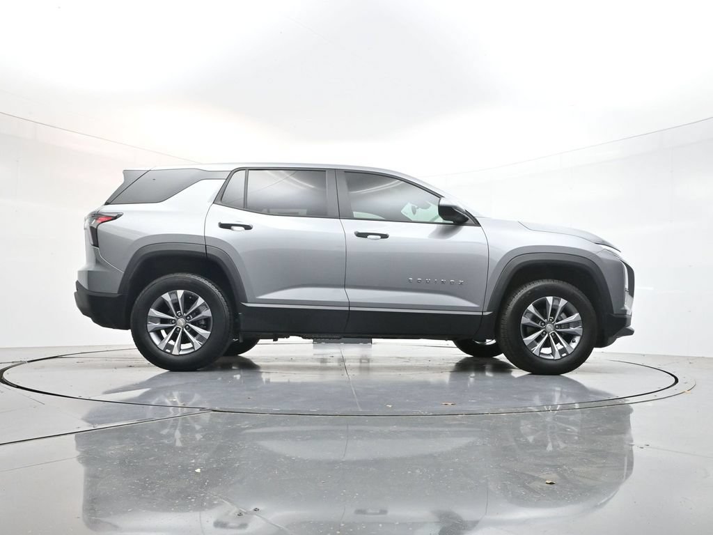 Used 2026 Chevrolet Equinox LT w/ Convenience Package II AWD/4WD image 32