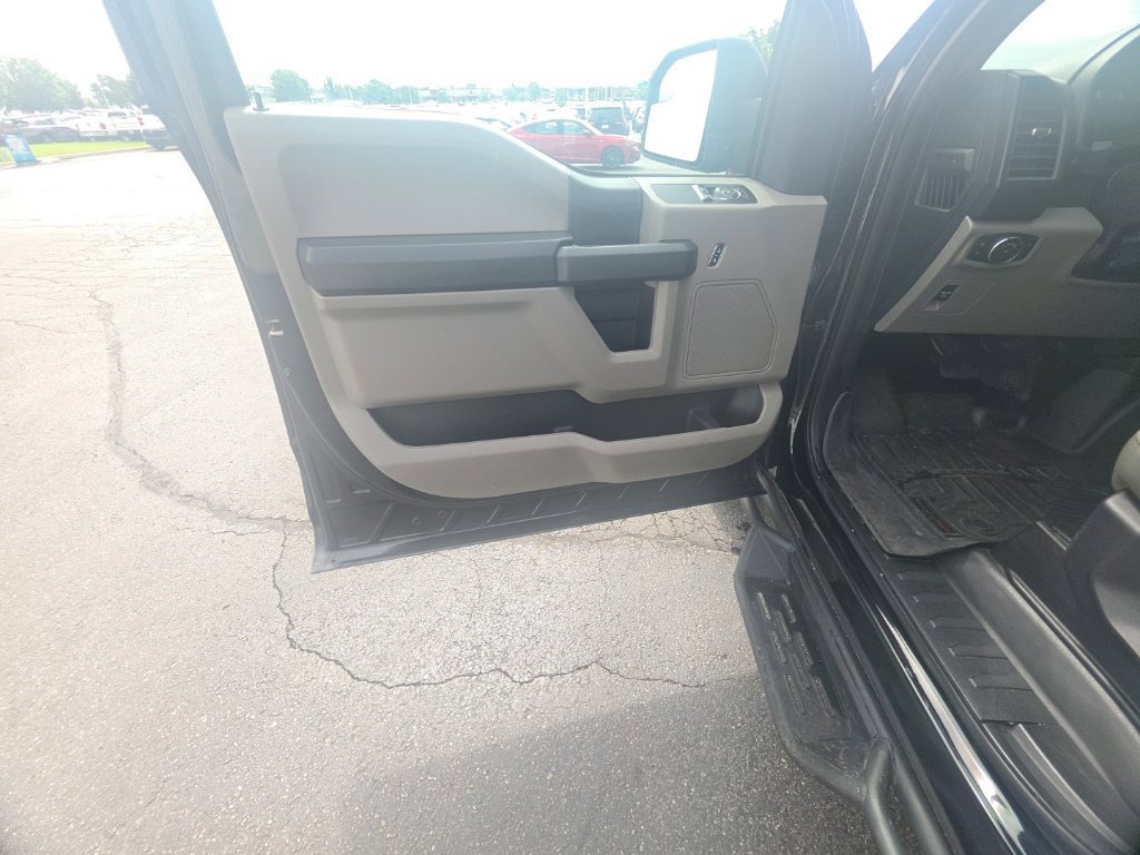 Used 2018 Ford F150 XL w/ Equipment Group 101A Mid AWD/4WD image 13