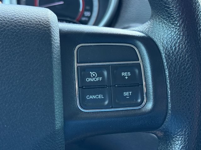 Used 2020 Dodge Journey SE w/ Blacktop Package FWD image 23