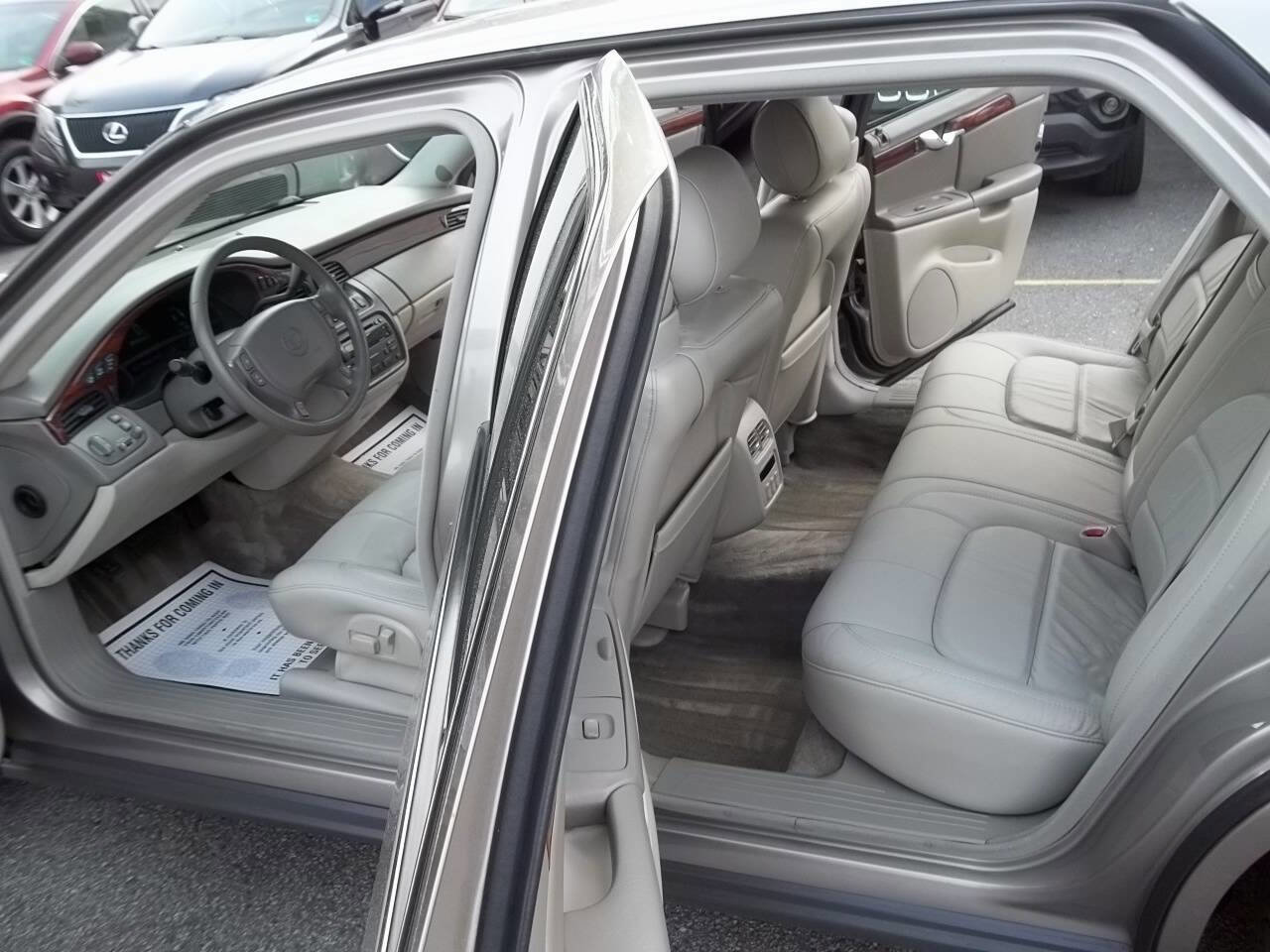 Used 2004 Cadillac De Ville image 5