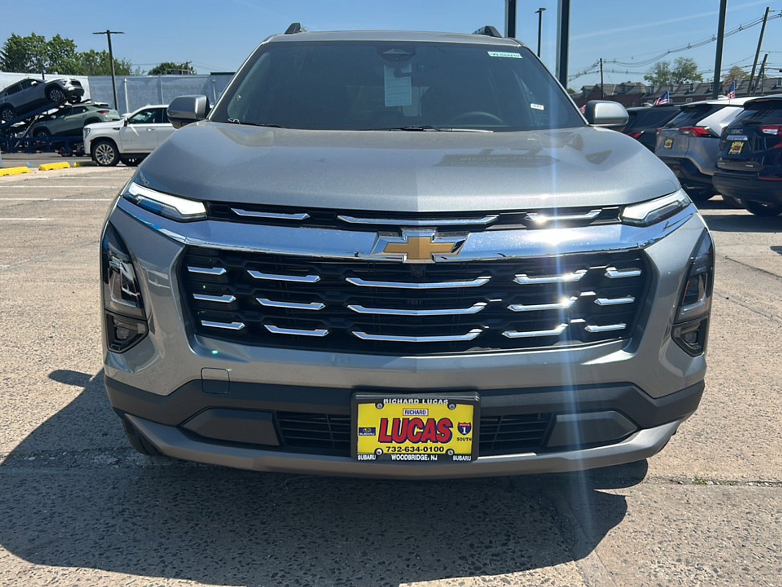 New 2026 Chevrolet Equinox LT w/ Convenience Package II AWD/4WD image 3