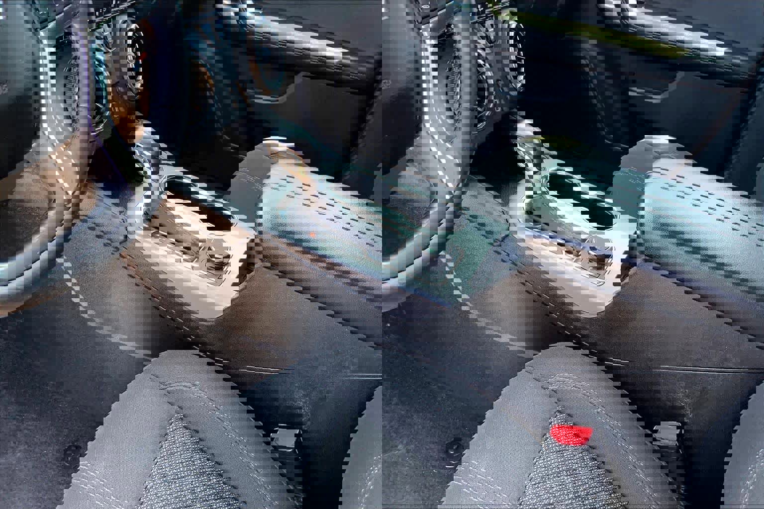 Used 2019 Chevrolet Blazer LT FWD image 15