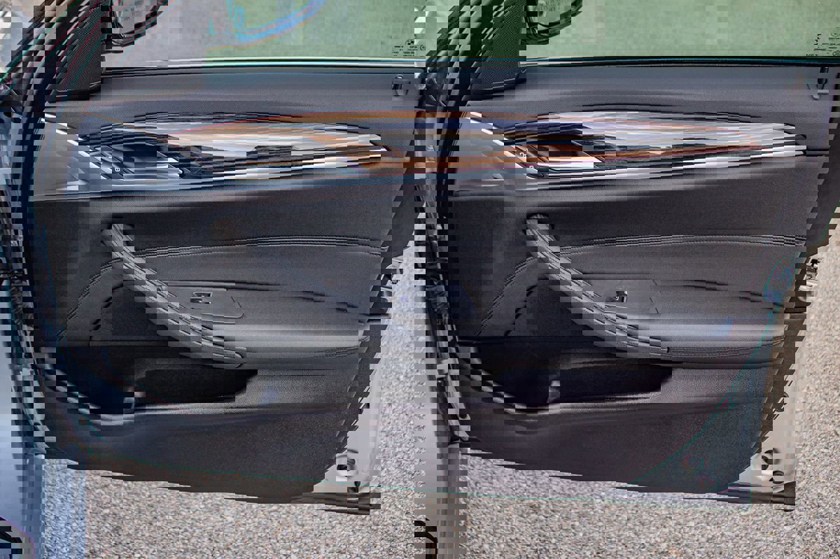 Used 2019 BMW 530i xDrive w/ Premium Package image 20