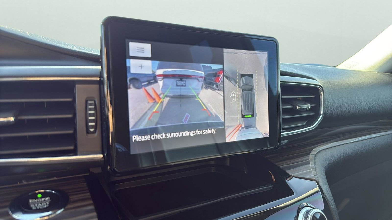 Used 2021 Ford Explorer Limited w/ Hybrid Equipment Group 310A image 19