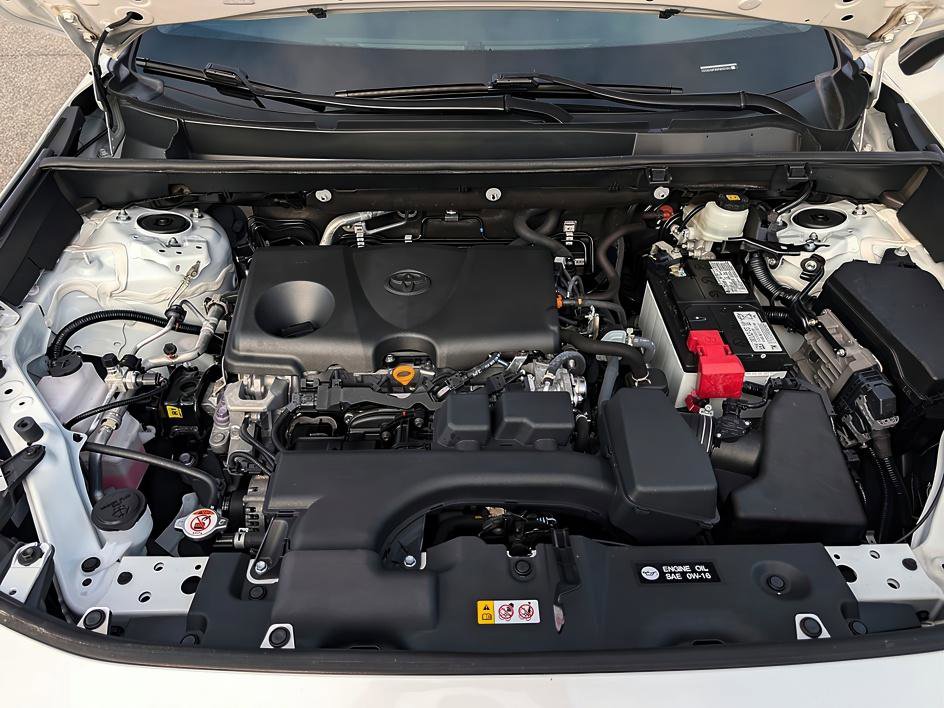 Used 2023 Toyota RAV4 XLE Premium image 28