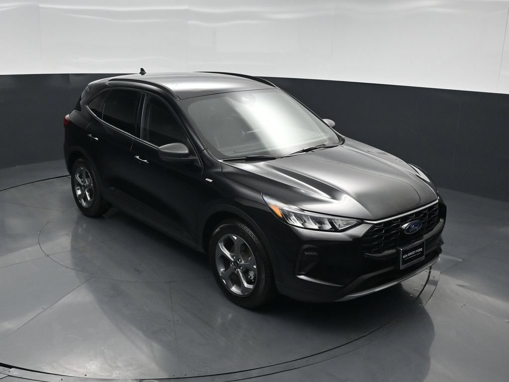 Certified 2025 Ford Escape ST-Line FWD image 36