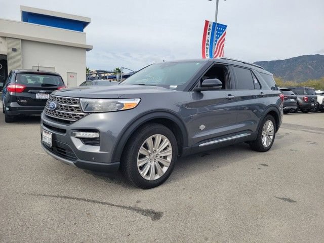 Used 2024 Ford Explorer King Ranch w/ Technology Package RWD image 2