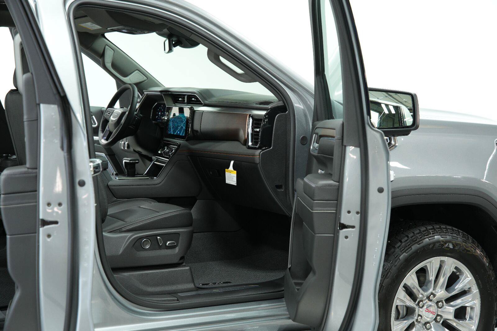 New 2026 GMC Sierra 1500 Denali AWD/4WD image 12