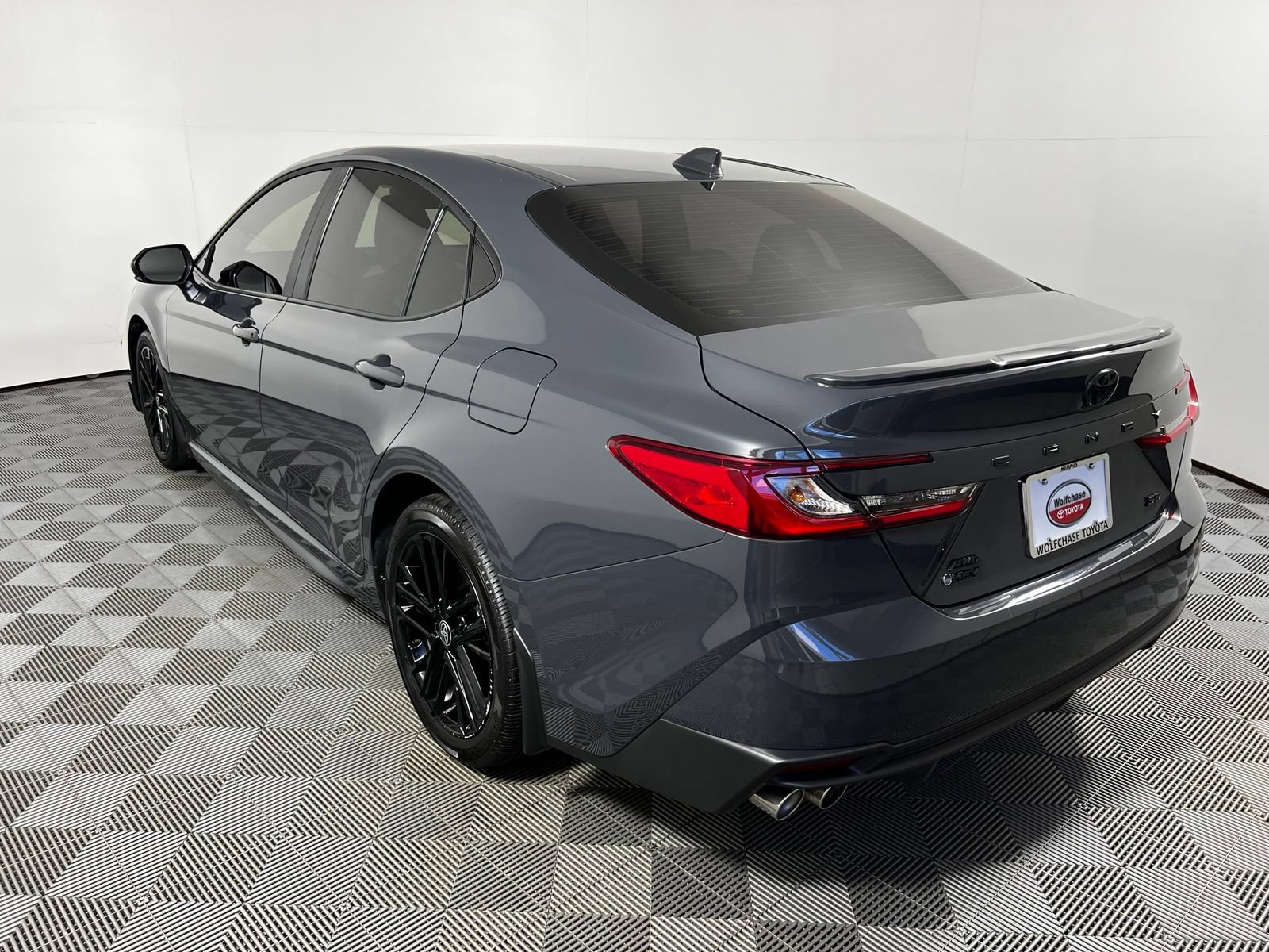 Certified 2025 Toyota Camry SE AWD/4WD image 7