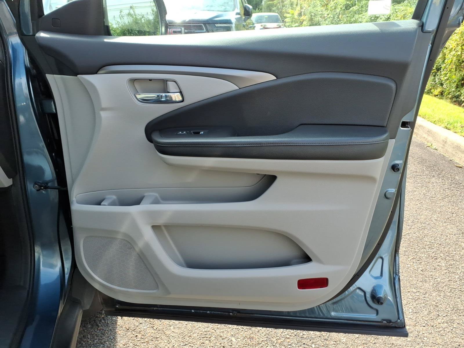 Used 2019 Honda Pilot EX-L image 32